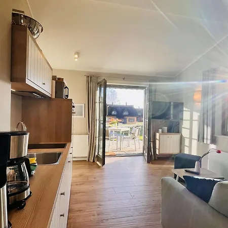 Svantevit 31 Klein Stresow Ruegen By Ruyastay 普特布斯